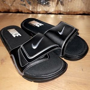 Men’s Nike Comfortable Slides (BRAND NEW)
